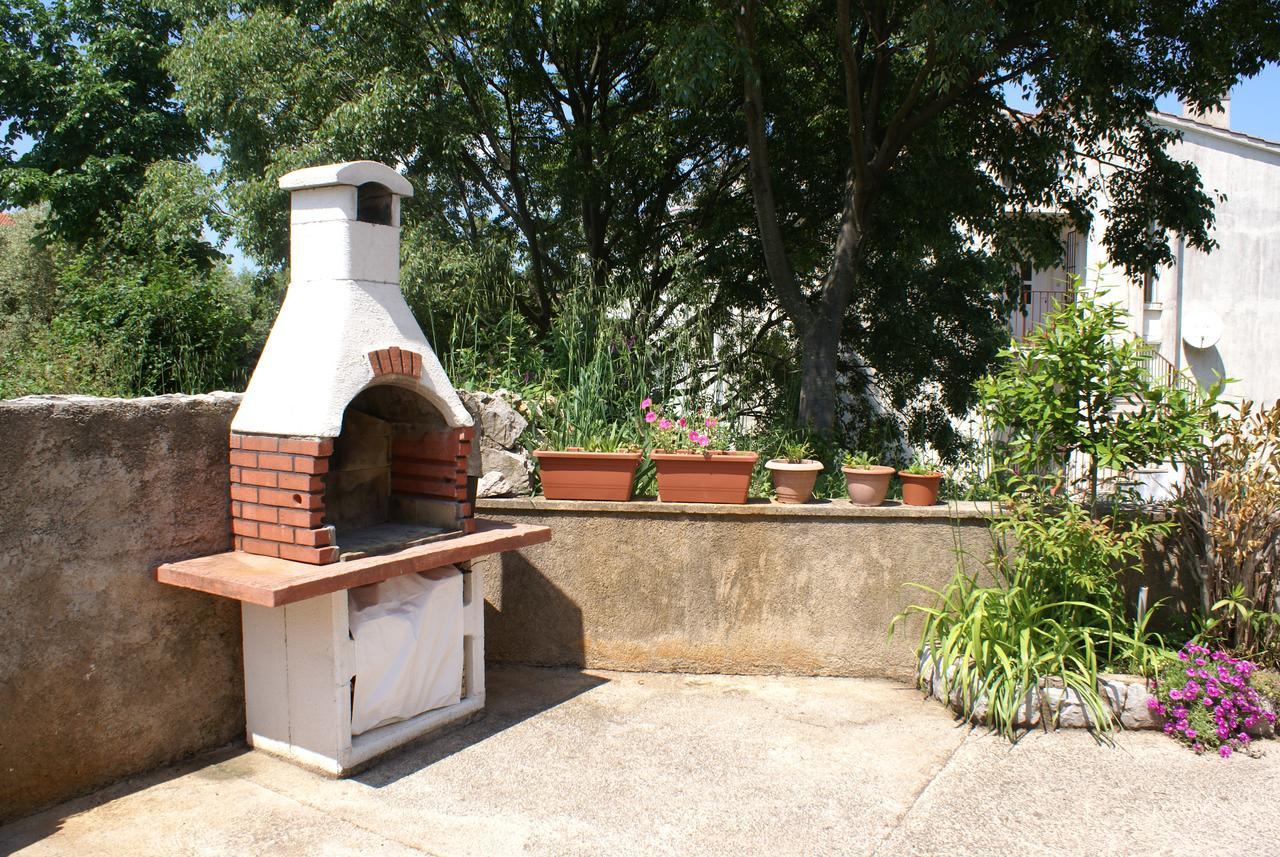 Apartments Nikola Krk Town Exterior foto